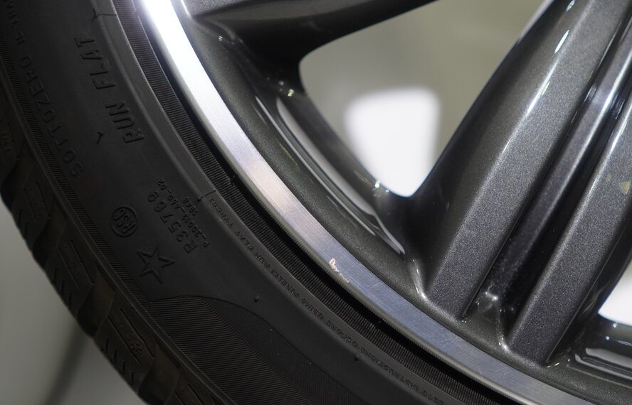 Mini Mini Countryman F60 524 19 inch rims Pirelli Runflat Winter tires New Original