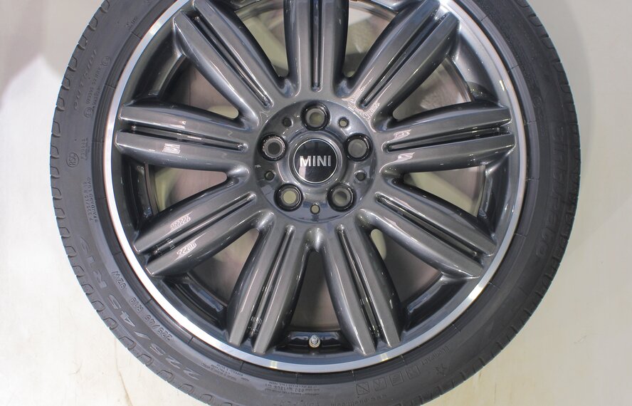 Mini Mini Countryman F60 524 19 inch rims Pirelli Runflat Summer Tires New Original