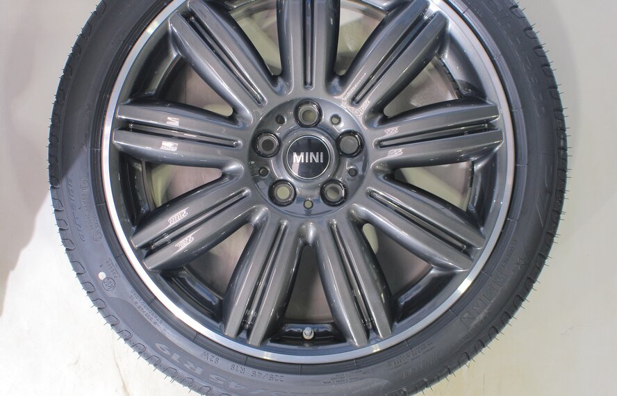 Mini Mini Countryman F60 524 19 inch rims Pirelli Runflat Summer Tires New Original