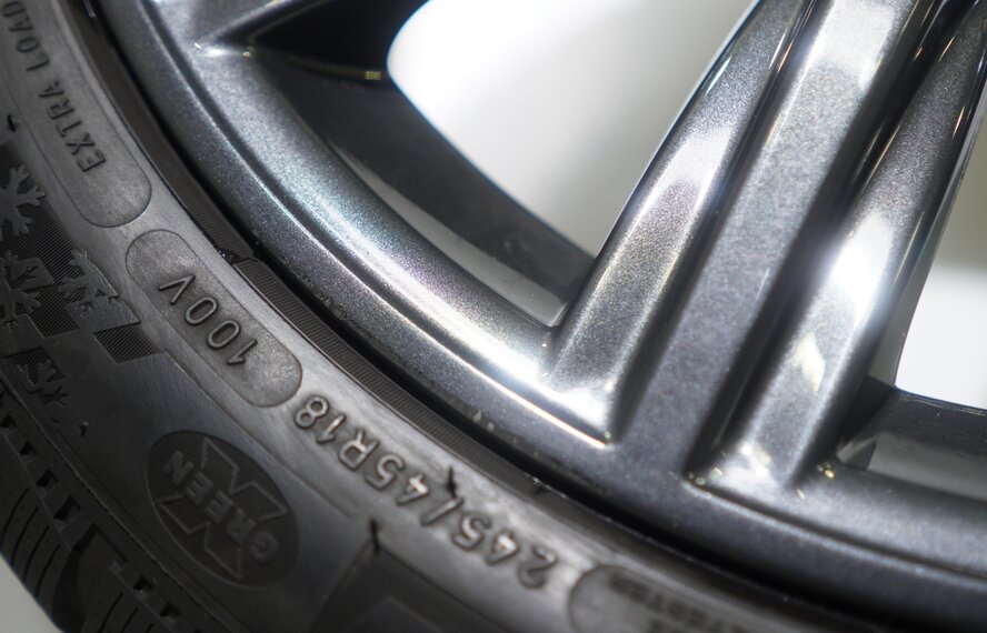 BMW BMW 5 series G30 G31 8 series G14 G15 G16 684 18 inch rims Michelin Runflat Winter tires Original