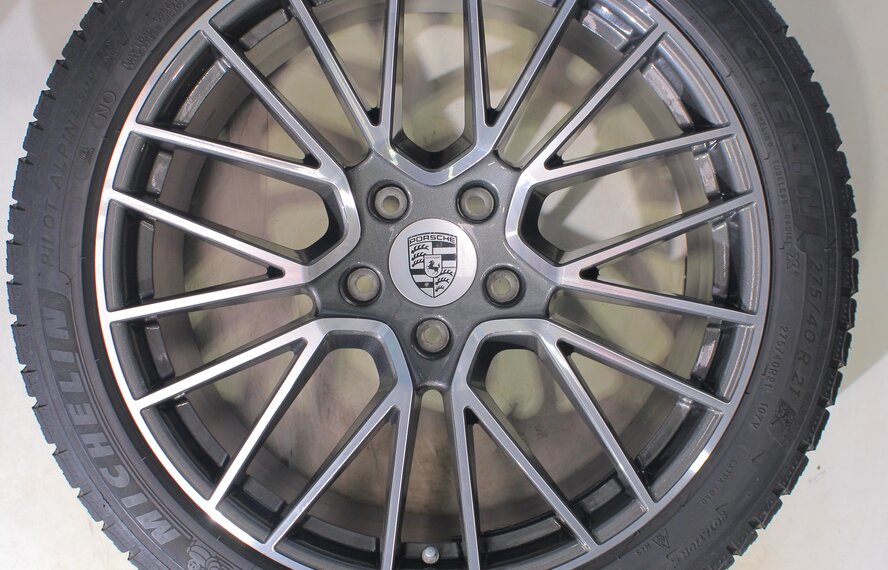 Porsche Porsche Cayenne Coupé 21 inch wheels Michelin Winter Tires Original