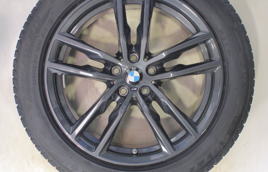 BMW BMW X3 X4 G01 G02 698M 19 inch rims Pirelli Runflat Winter tires Original