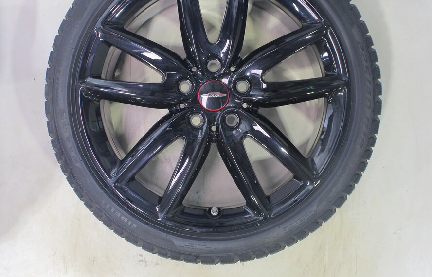 Mini Mini Clubman F54 JCW815 18 inch rims Pirelli Runflat Winter tires Original