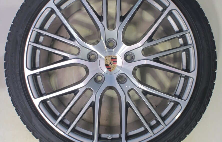 Porsche Porsche Panamera 971 21 inch rims Pirelli Winter tires Original
