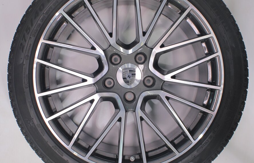 Porsche Porsche Cayenne E3 21 inch wheels Pirelli winter tires Original