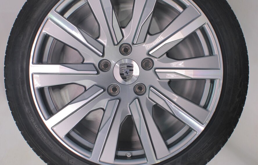 Porsche Porsche Taycan 4S S Turbo 20 inch rims Goodyear Winter tires Original