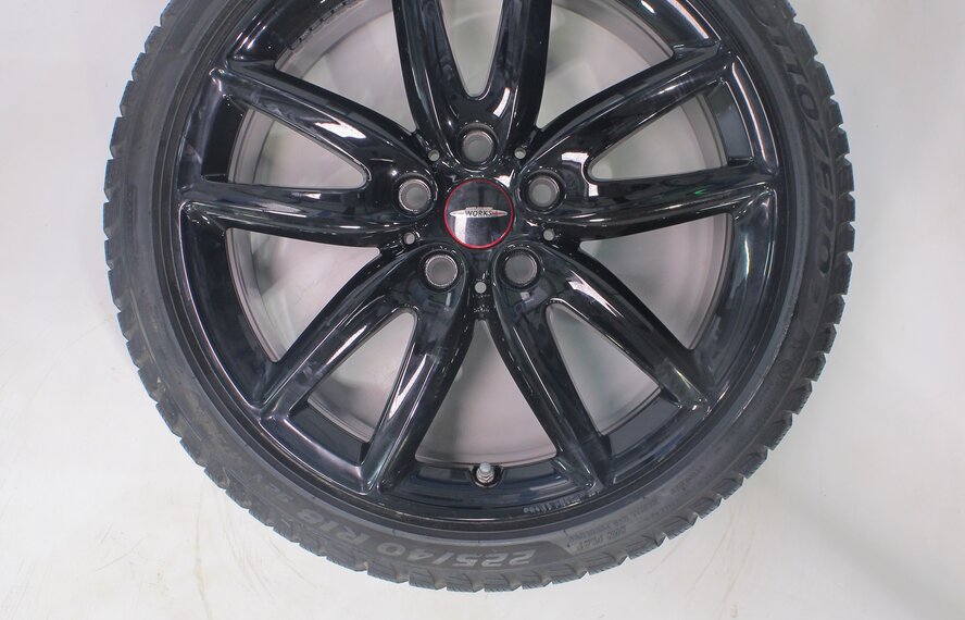 Mini Mini Clubman F54 JCW815 18 inch rims Pirelli Runflat Winter tires Original