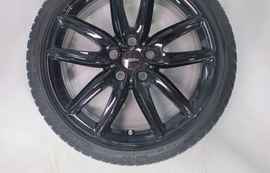 Mini Mini Clubman F54 JCW815 18 inch rims Pirelli Runflat Winter tires Original