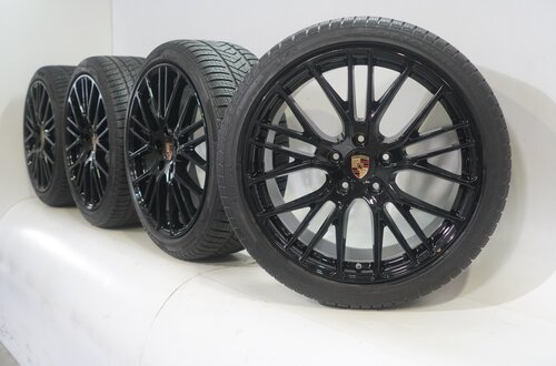 Porsche Porsche Panamera 971 21 inch rims Pirelli Winter tires Original