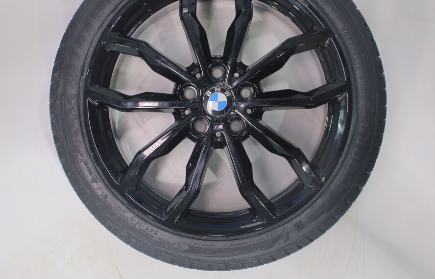 BMW BMW 1 2 series F40 F44 2 series Gran Coupe 711M 18 inch rims Goodyear Winter tires New Original