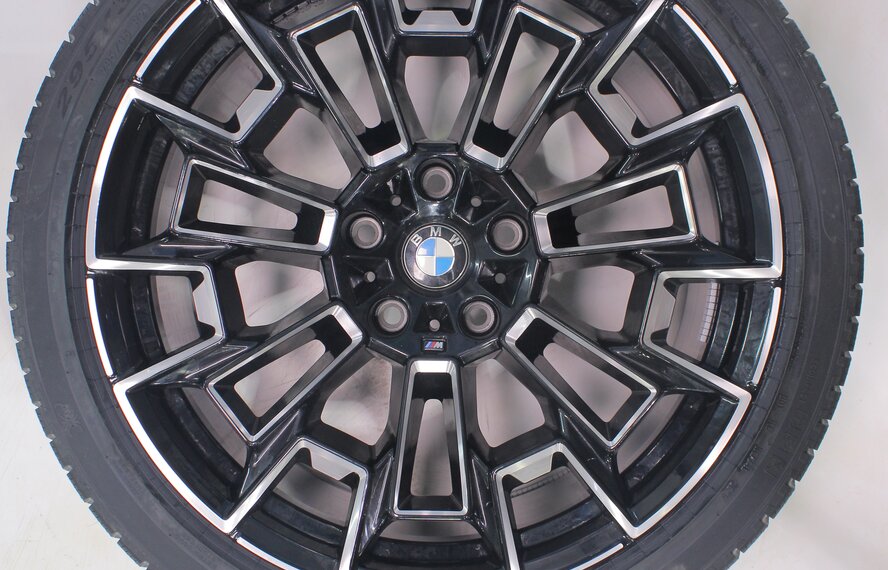 BMW BMW M5 G90 G99 952M 20 & 21 inch rims Pirelli Winter tires New Original