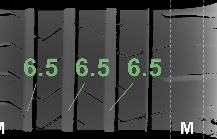 Mini Mini Cooper / S / One / Convertible F55 F56 F57 JCW902 18 inch rims Pirelli Runflat Summer Tires New Original