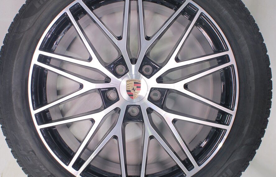 Porsche Porsche Cayenne E3 21 inch rims Pirelli Winter tires Original