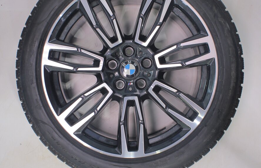 BMW BMW 5 series i5 G60 G61 935M 19 inch rims Pirelli Winter tires New Original
