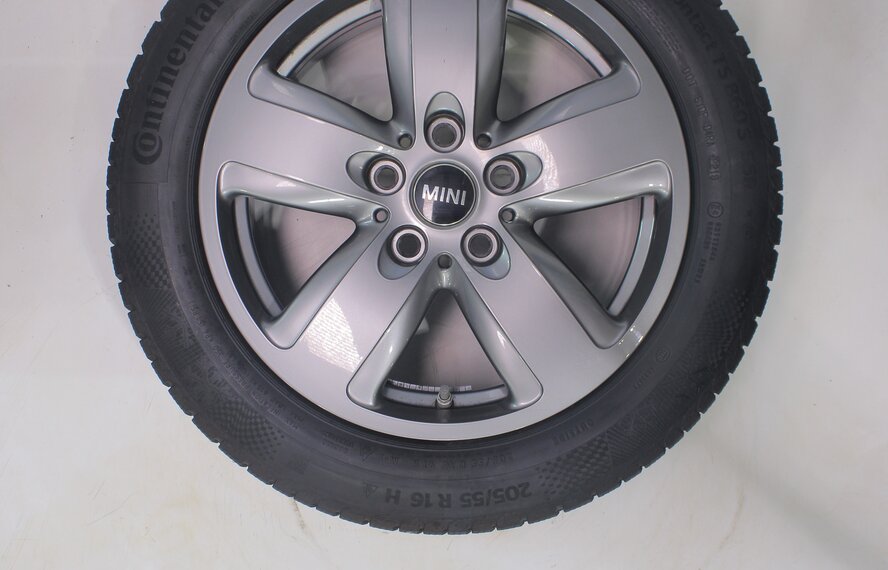BMW BMW 1 2 series F40 F44 2 series Gran Coupe 517 16 inch rims Continental Runflat Winter tires Original