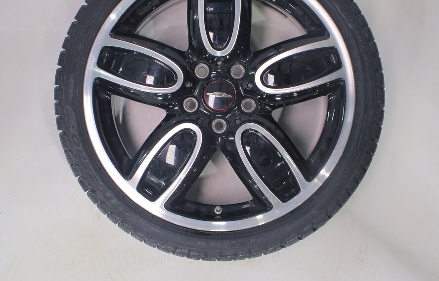 Mini Mini Cooper / S / One / Convertible F55 F56 F57 JCW509 18 inch rims Pirelli Runflat Winter tires New Original