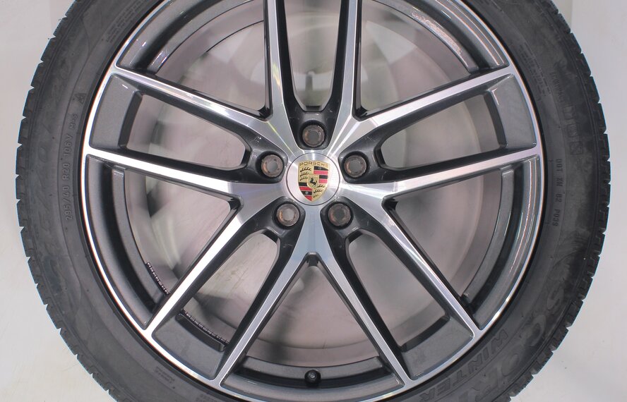Porsche Porsche Macan II + III 95B 20 inch rims Pirelli Winter tires Original