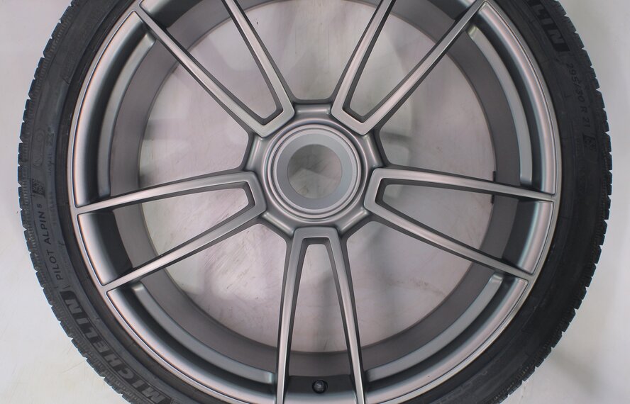 Porsche Porsche 911 992 GTS Turbo S GT3 20 & 21 inch rims Michelin Winter tires Original