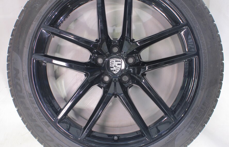 Porsche Porsche Macan II + III 95B 20 inch rims Pirelli Winter tires Original