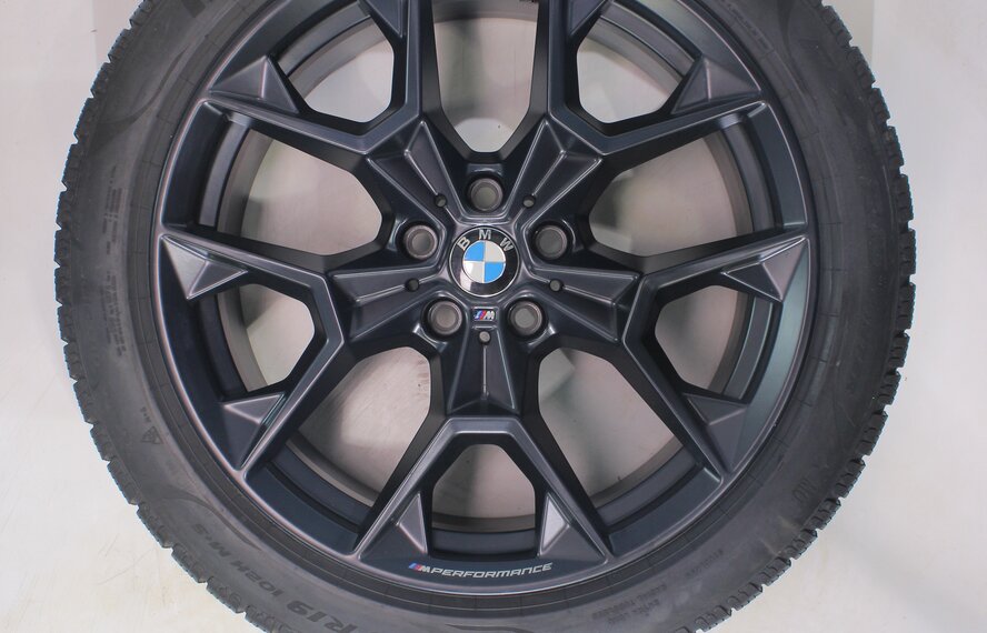 BMW BMW 5 Series i5 G60 G61 942M 19 inch wheels Pirelli Winter Tires New Original