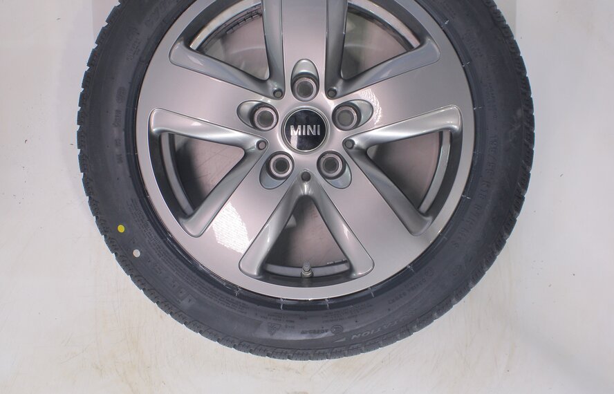 Mini Mini Cooper / S / One / Convertible F55 F56 F57 517 inch wheels Pirelli Runflat Winter Tires New Original