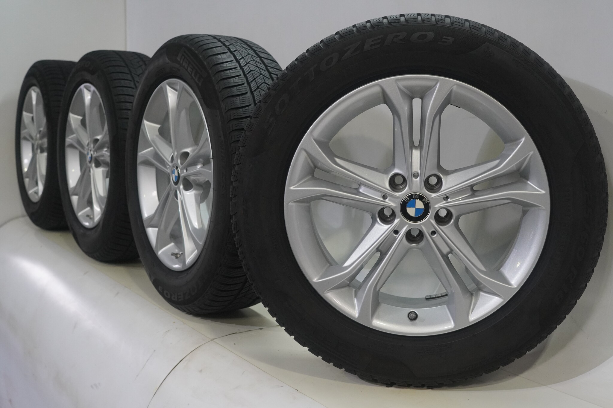 BMW X3 X4 G01 G02 688 18 inch wheels Pirelli Winter Tires Original