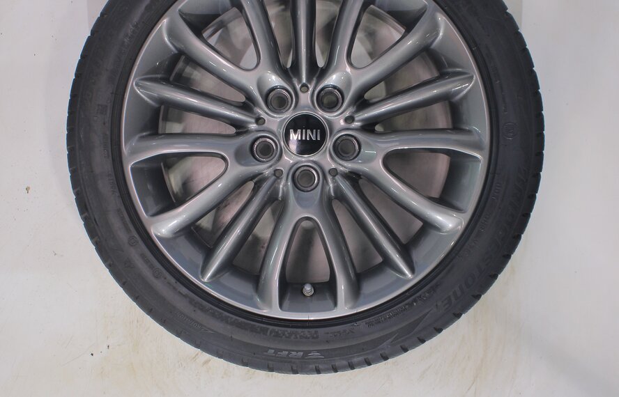 Mini Mini Clubman F54 519 17 inch wheels Bridgestone Runflat Winter Tires Original