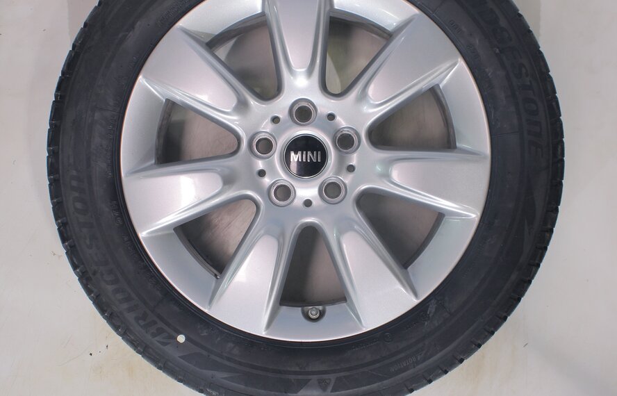 Mini Mini Countryman F60 530 17 inch wheels Bridgestone Winter Tires New Original