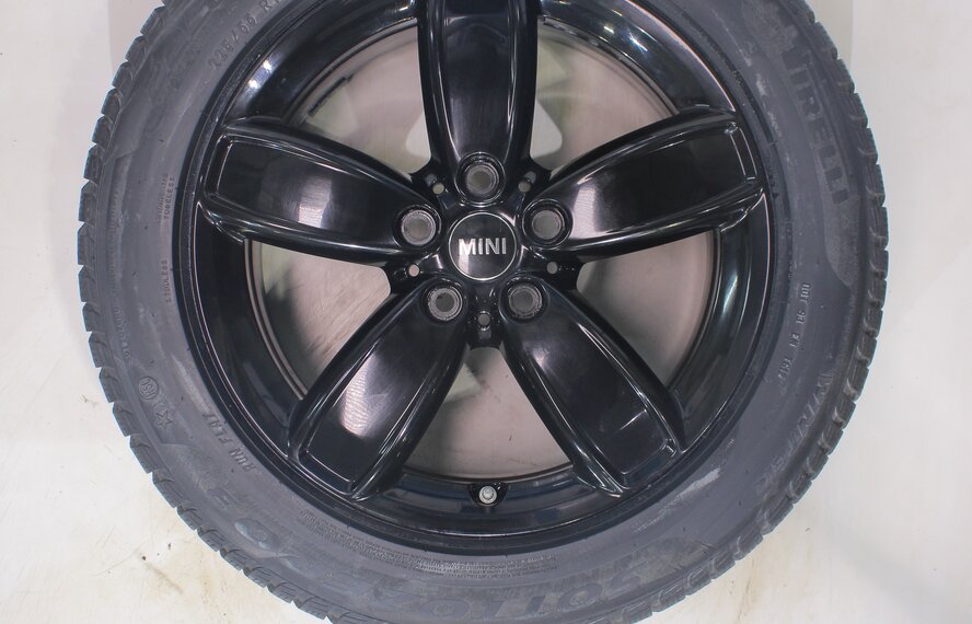 Mini Mini Countryman F60 531 17 inch wheels Pirelli Runflat Winter Tires New Original