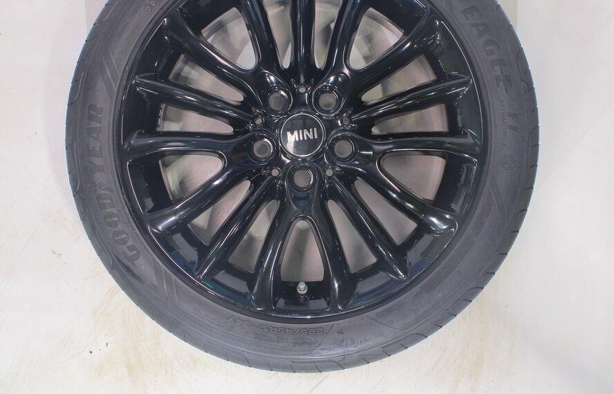 Mini Mini Clubman F54 519 17 inch wheels Goodyear Summer Tires Original