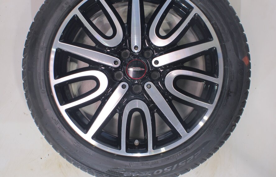 Mini Mini Countryman F60 JCW529 18 inch wheels Pirelli Runflat Winter Tires Original