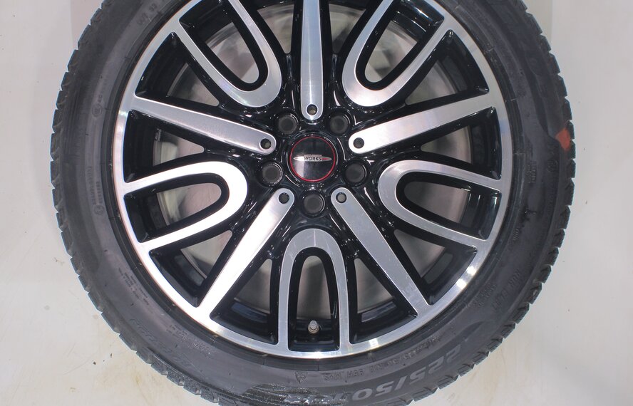 Mini Mini Countryman F60 JCW529 18 inch wheels Pirelli Runflat Winter Tires Original