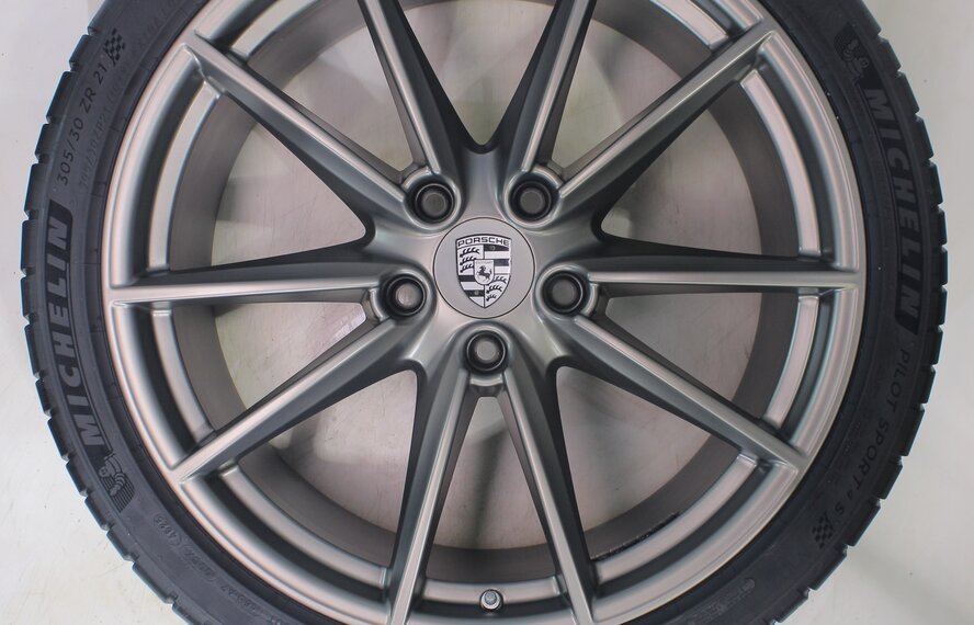 Porsche Porsche 911 992 Carrera S 4S Targa 4S 20 & 21 inch wheels Michelin Summer Tires New Original