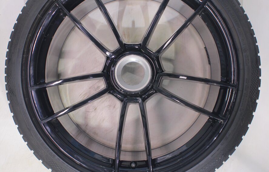 Porsche Porsche 911 992.1 GTS 20 & 21 inch wheels Continental Winter Tires Original