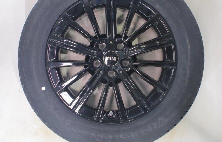 Mini Mini U25 Countryman 833 17 inch wheels Vredestein Winter Tires New Original