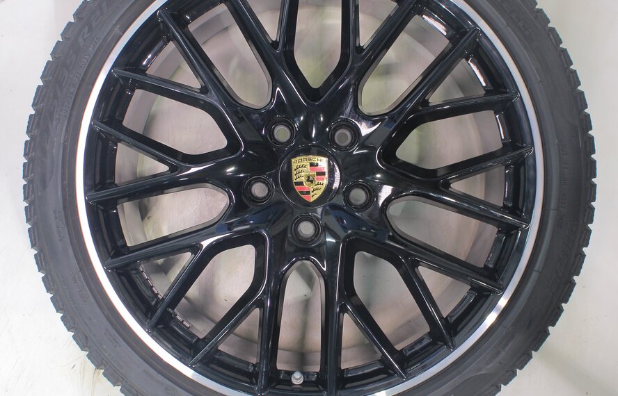 Porsche Porsche Panamera 971 21 inch wheels Pirelli Winter Tires Original