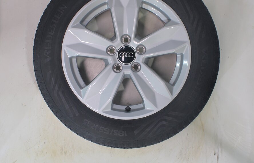Audi Audi A1 S1 82A 8X 15 inch wheels Vredestein All-Season (4 seasons) Original