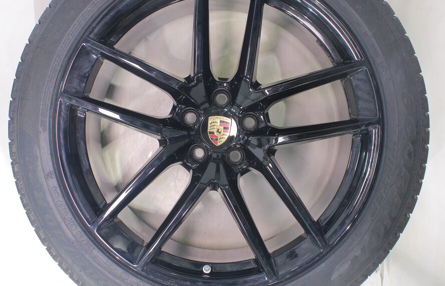 Porsche Porsche Macan II + III 95B 20 inch wheels Pirelli Winter Tires New Original