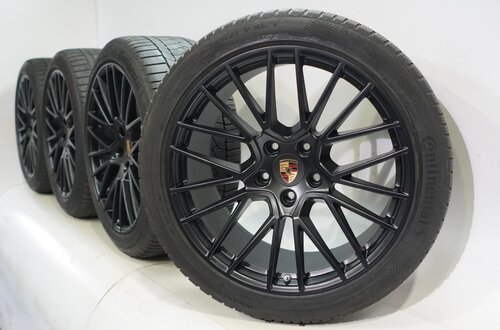 Porsche Porsche Cayenne Coupé 21 inch wheels Continental Winter Tires Original