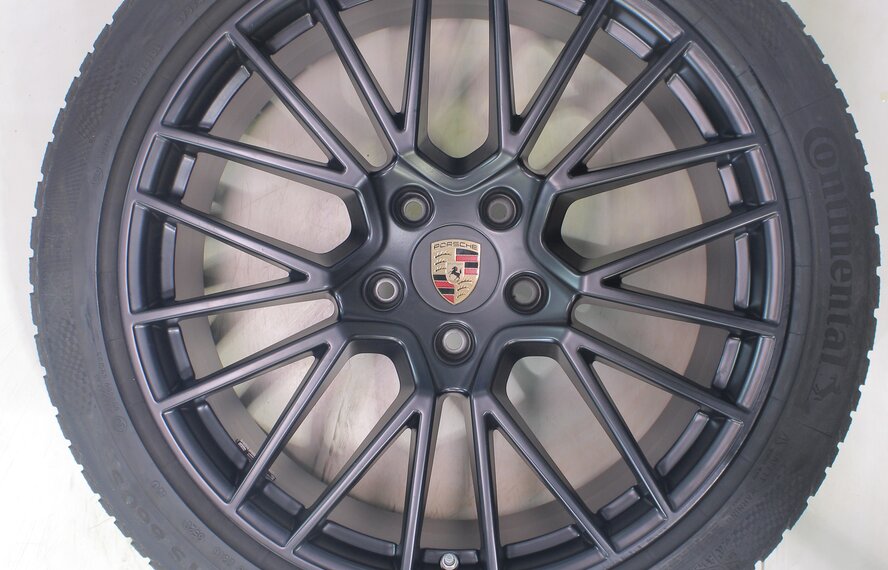 Porsche Porsche Cayenne Coupé 21 inch wheels Continental Winter Tires Original