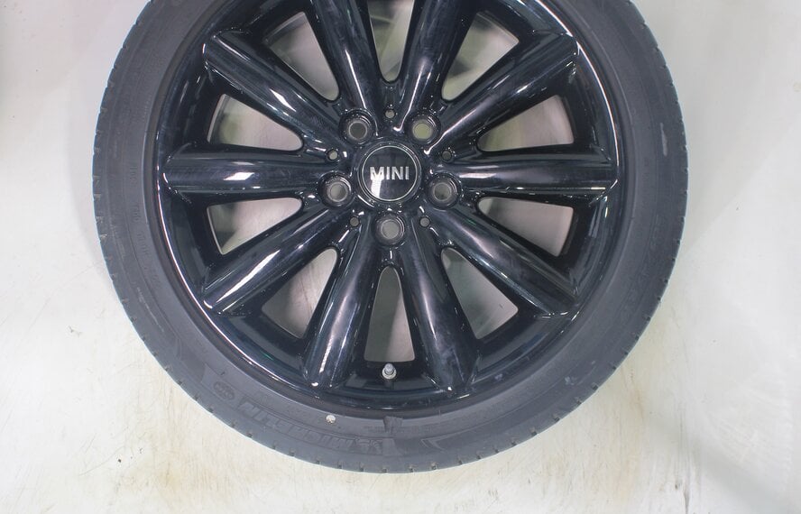 Mini Mini Cooper / S / One / Convertible F55 F56 F57 499 17 inch wheels Michelin Summer Tires Original