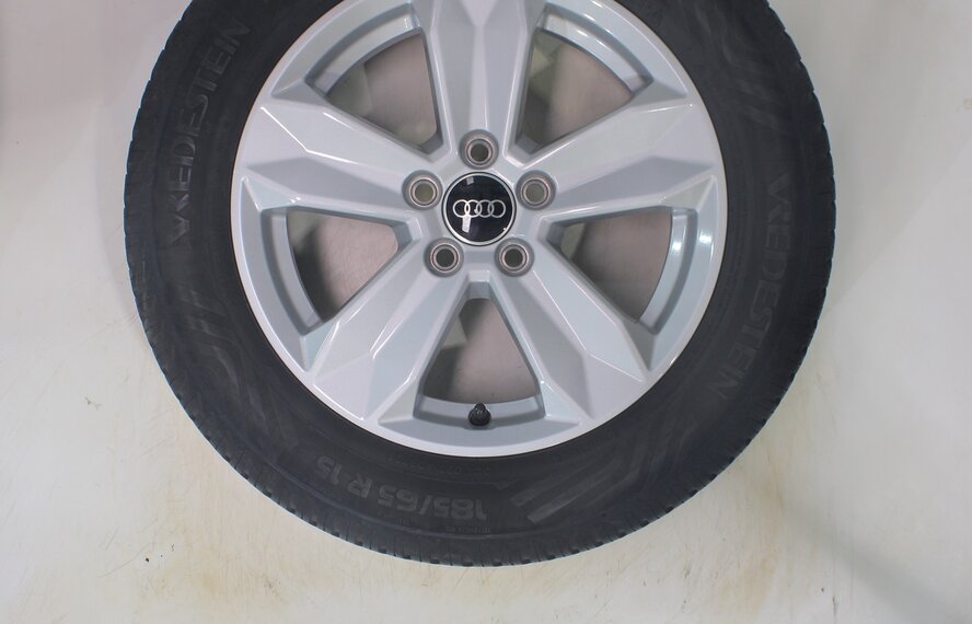 Audi Audi A1 S1 82A 8X 15 inch wheels Vredestein All-Season (4 seasons) Original