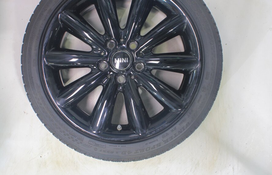 Mini Mini Cooper / S / One / Convertible F55 F56 F57 499 17-inch wheels Dunlop Runflat Winter Tires Original