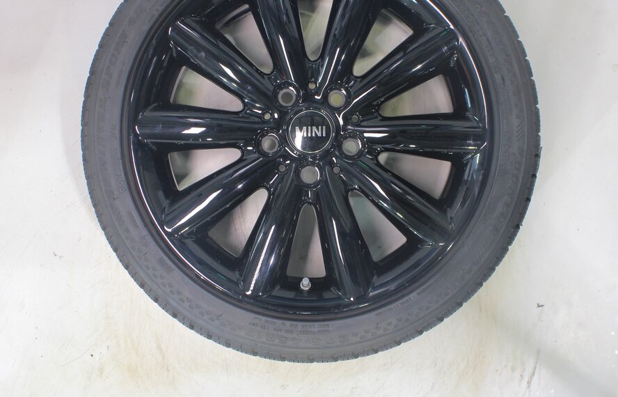 Mini Mini Cooper / S / One / Convertible F55 F56 F57 499 17 inch wheels Dunlop Runflat Winter Tires Original