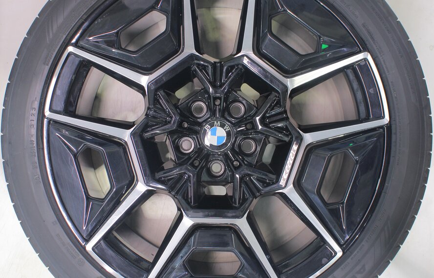 BMW BMW XM G09 922M 22 inch wheels Yokohama Summer Tires Original