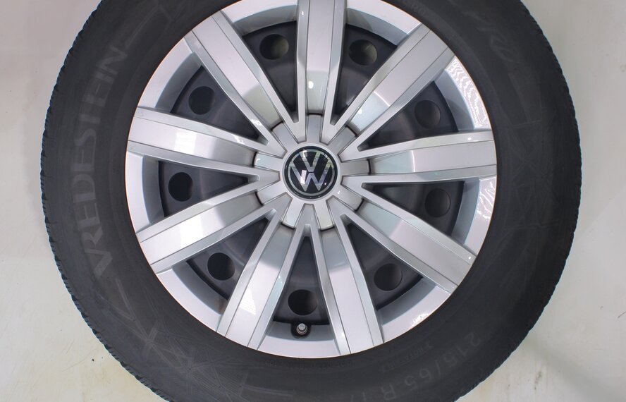 Volkswagen Volkswagen Tiguan II 17 inch wheels Vredestein Winter Tires Original
