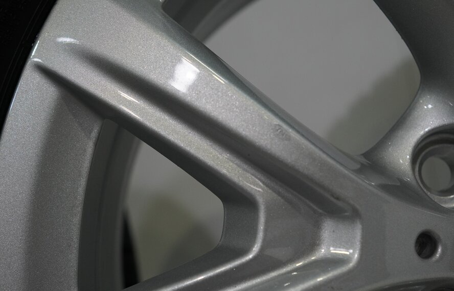 BMW BMW 2 Series F45 F46 Active Gran Tourer 574 17 inch wheels Continental Runflat Winter Tires New Original