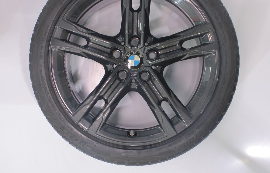 BMW BMW 1 2 Series F40 F44 2 Series Gran Coupe 556M 18 inch wheels Bridgestone Runflat Winter Tires Original