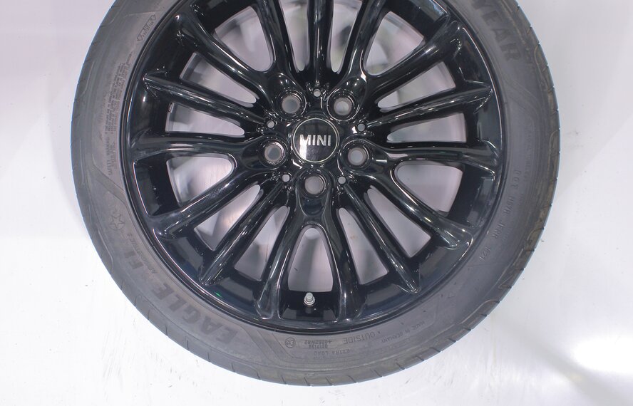 Mini Mini Clubman F54 519 17 inch wheels Goodyear Summer Tires New Original
