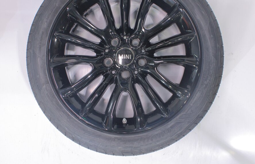 Mini Mini Clubman F54 519 17 inch wheels Goodyear Summer Tires New Original